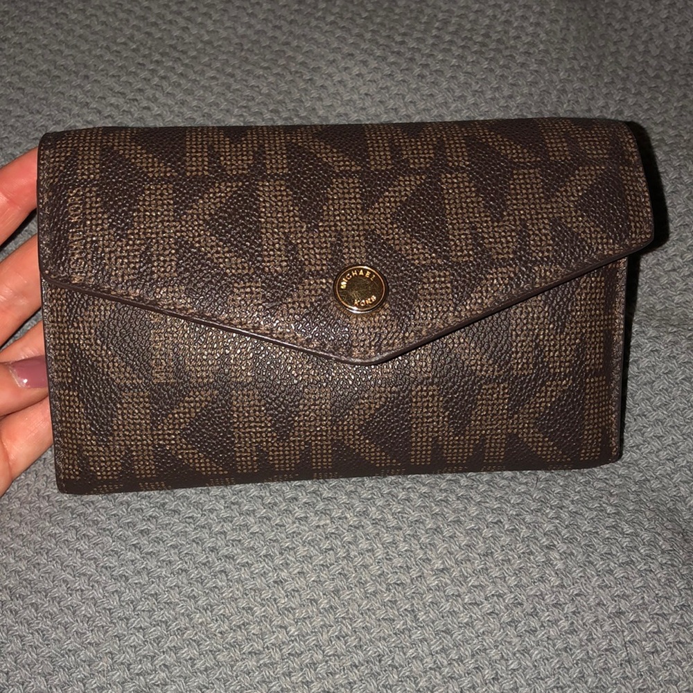 authentic MK wallet